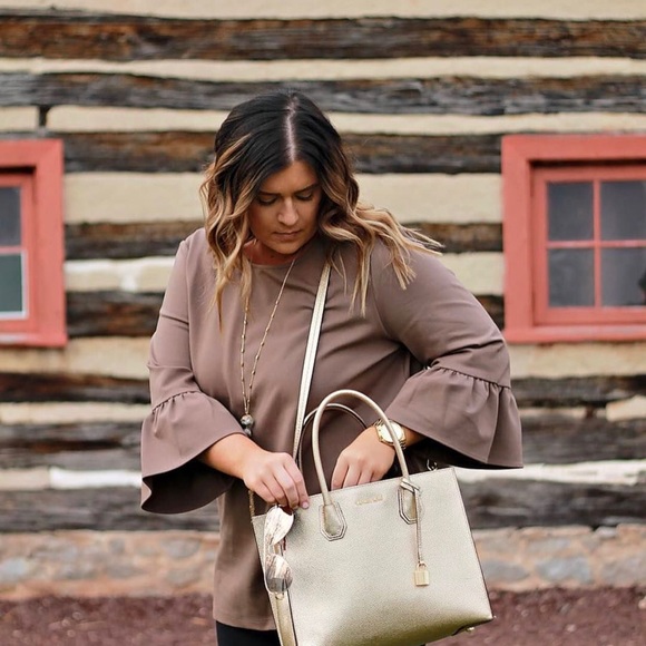 Meet your Posher, Kimberly - Picture 3 of 3